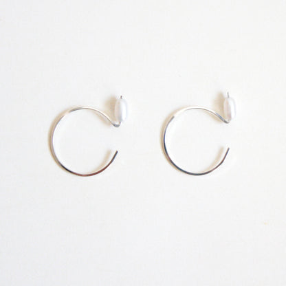 Pearl Threader Earrings - Circle Shape