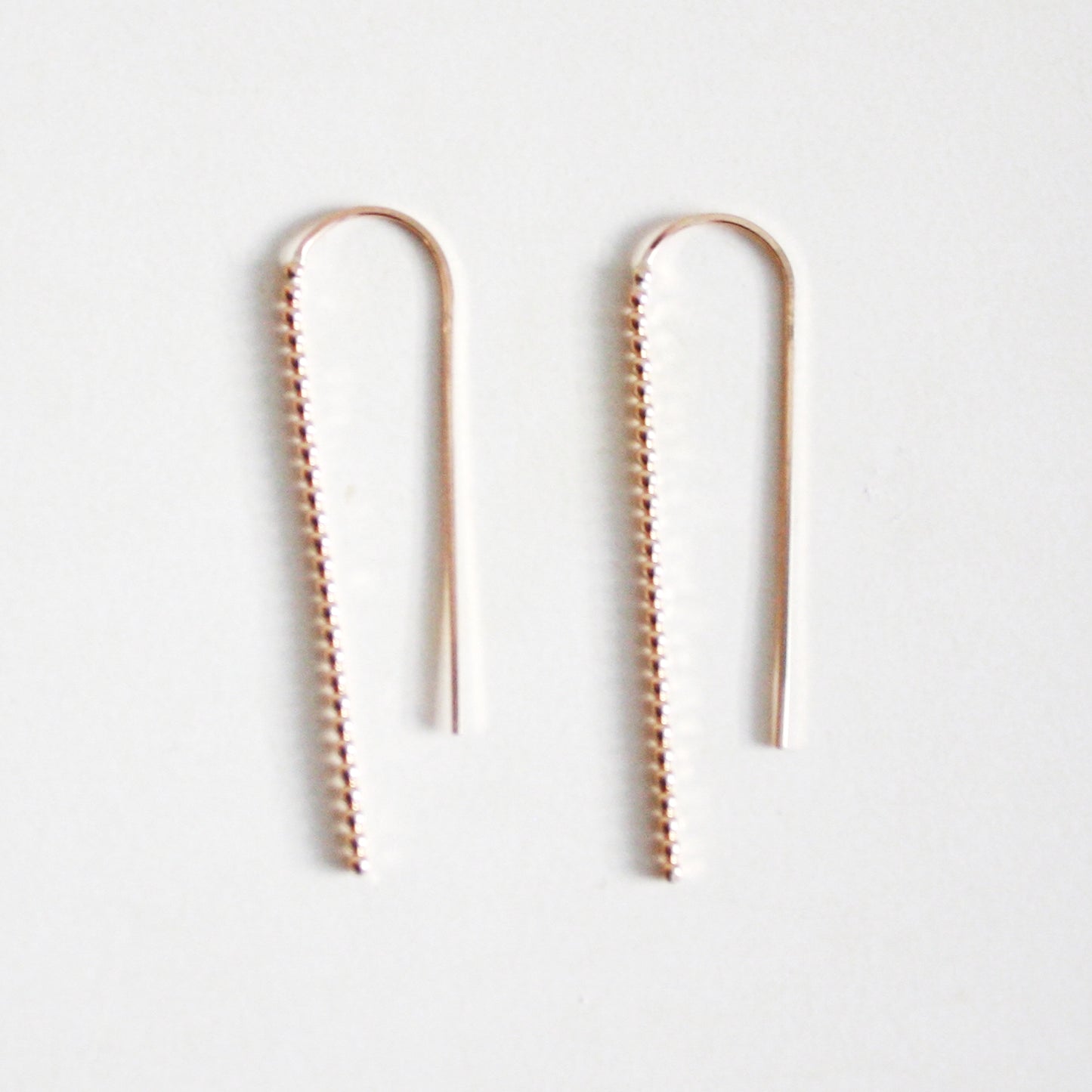 Dot Long Arc Threader Earrings