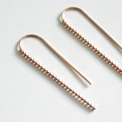 Dot Long Arc Threader Earrings