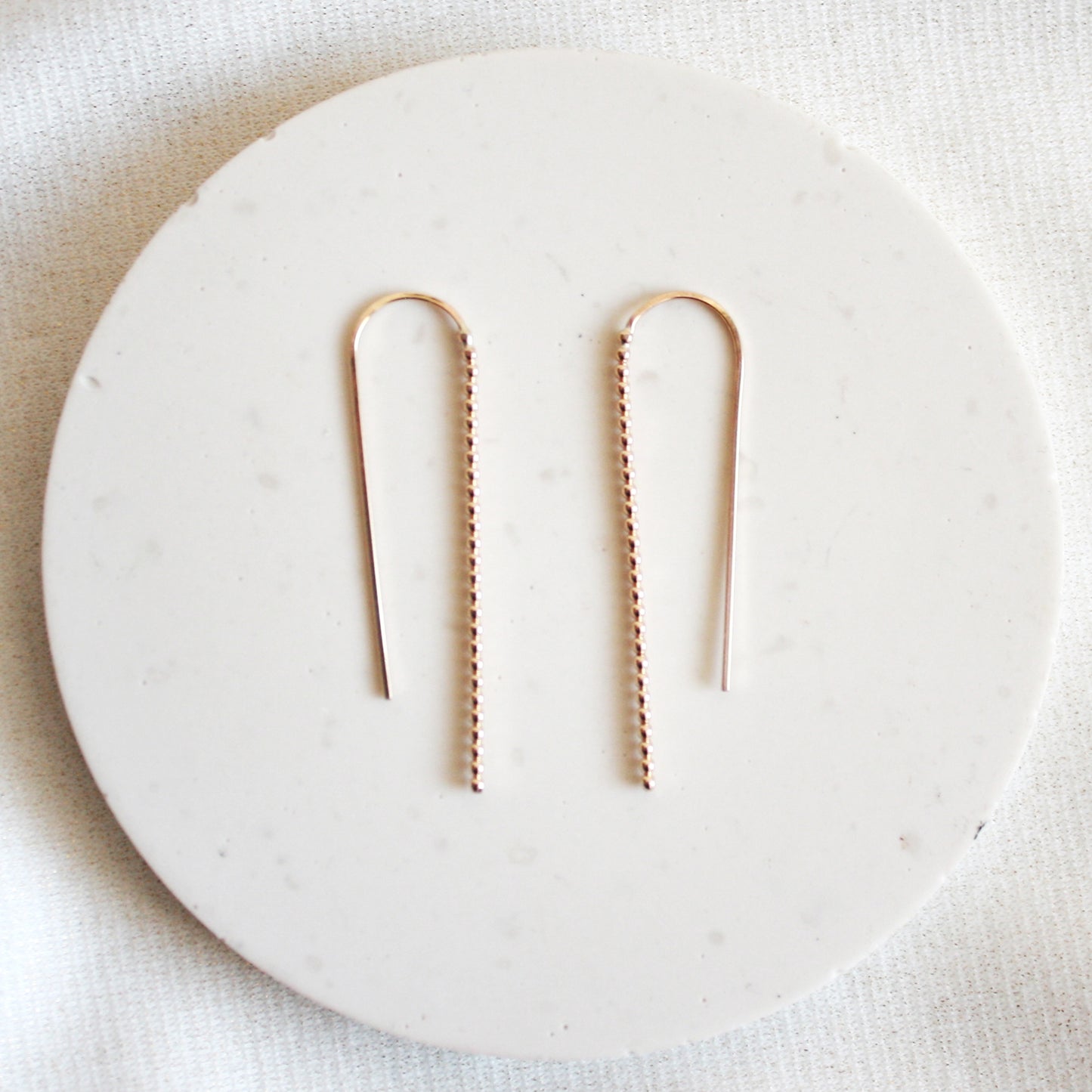 Dot Long Arc Threader Earrings