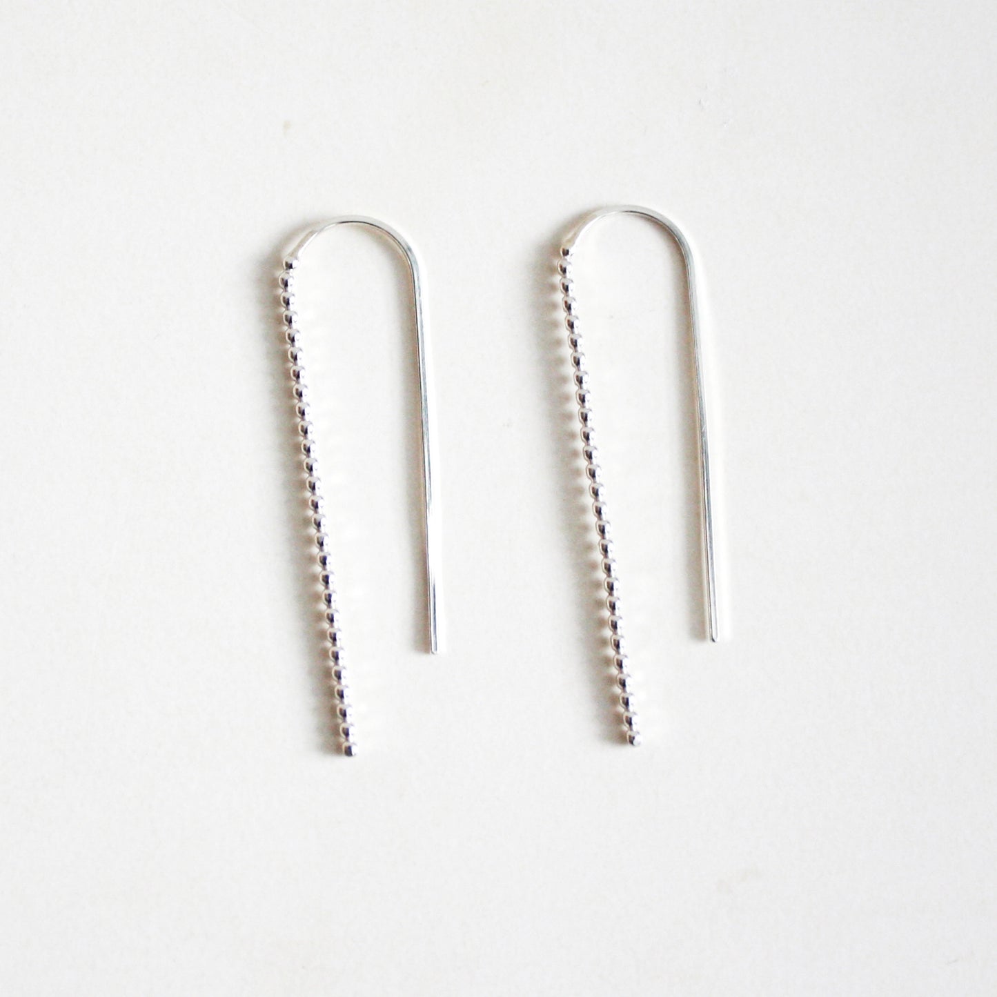 Dot Long Arc Threader Earrings