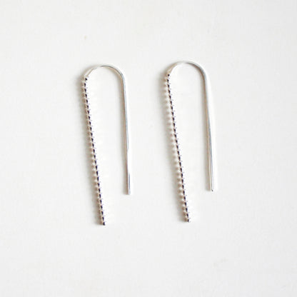 Dot Long Arc Threader Earrings