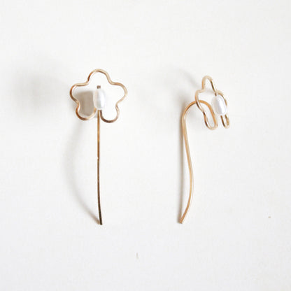 Flower Pearl Earrings - Small