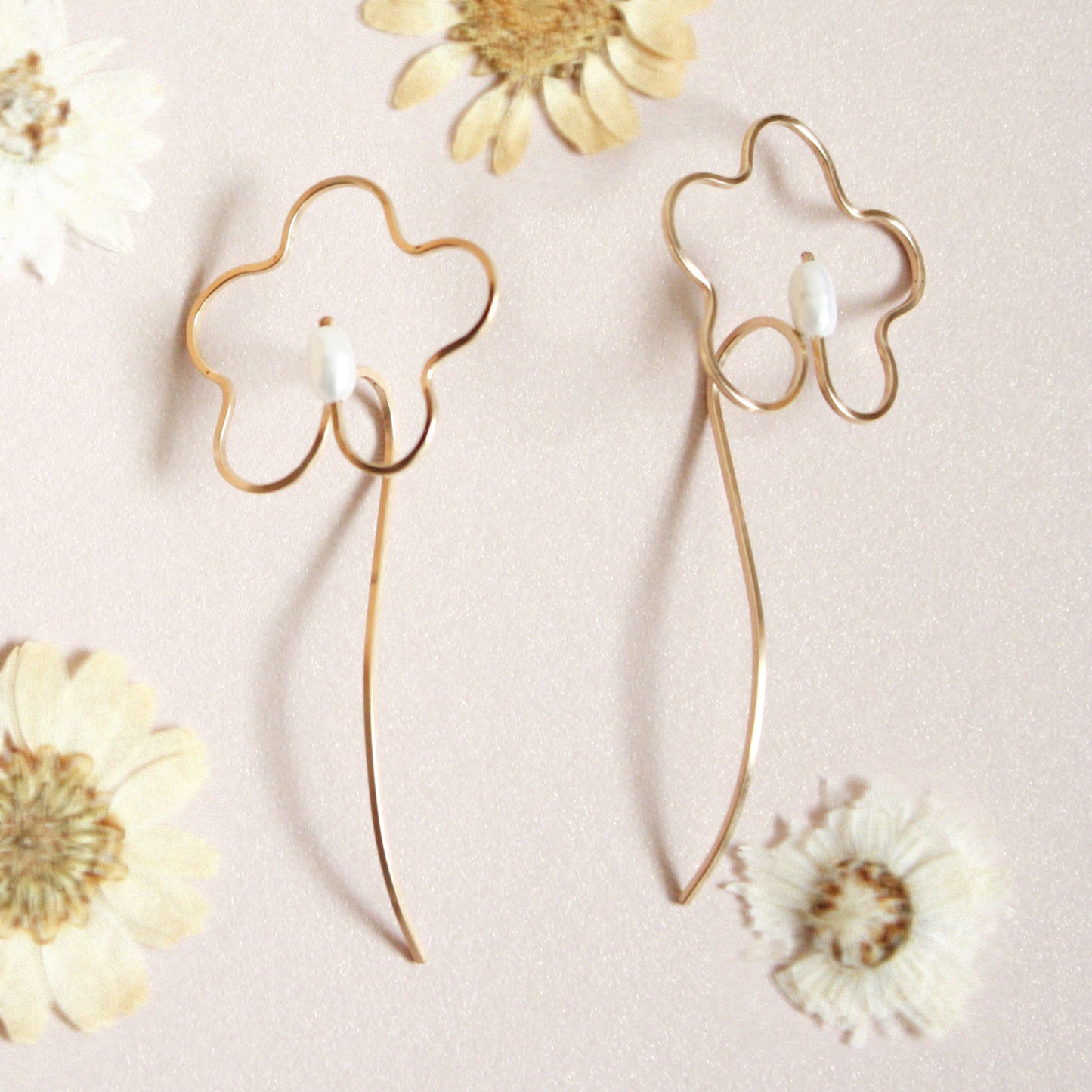 Flower Pearl Earrings - Large