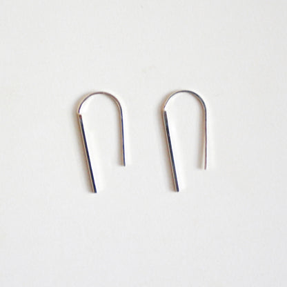 Short Arc Threader Earrings