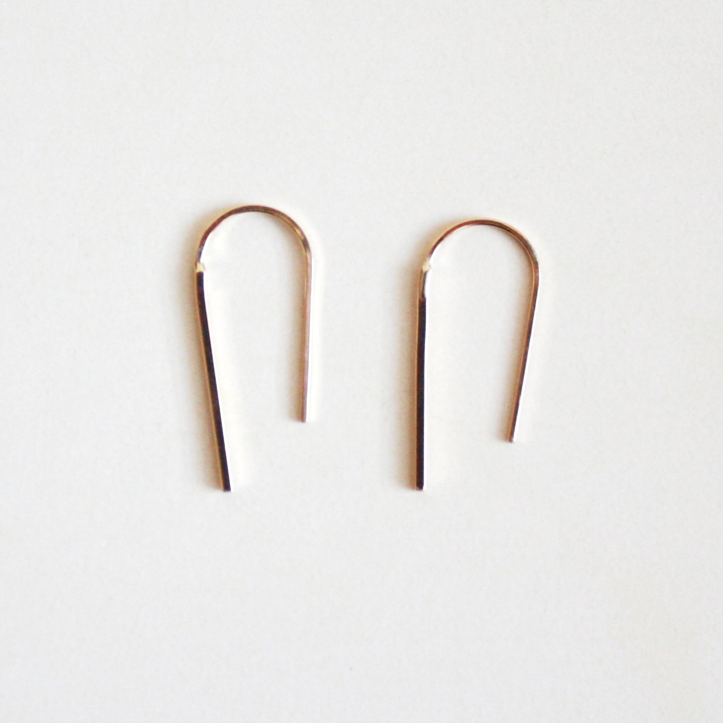 Short Arc Threader Earrings