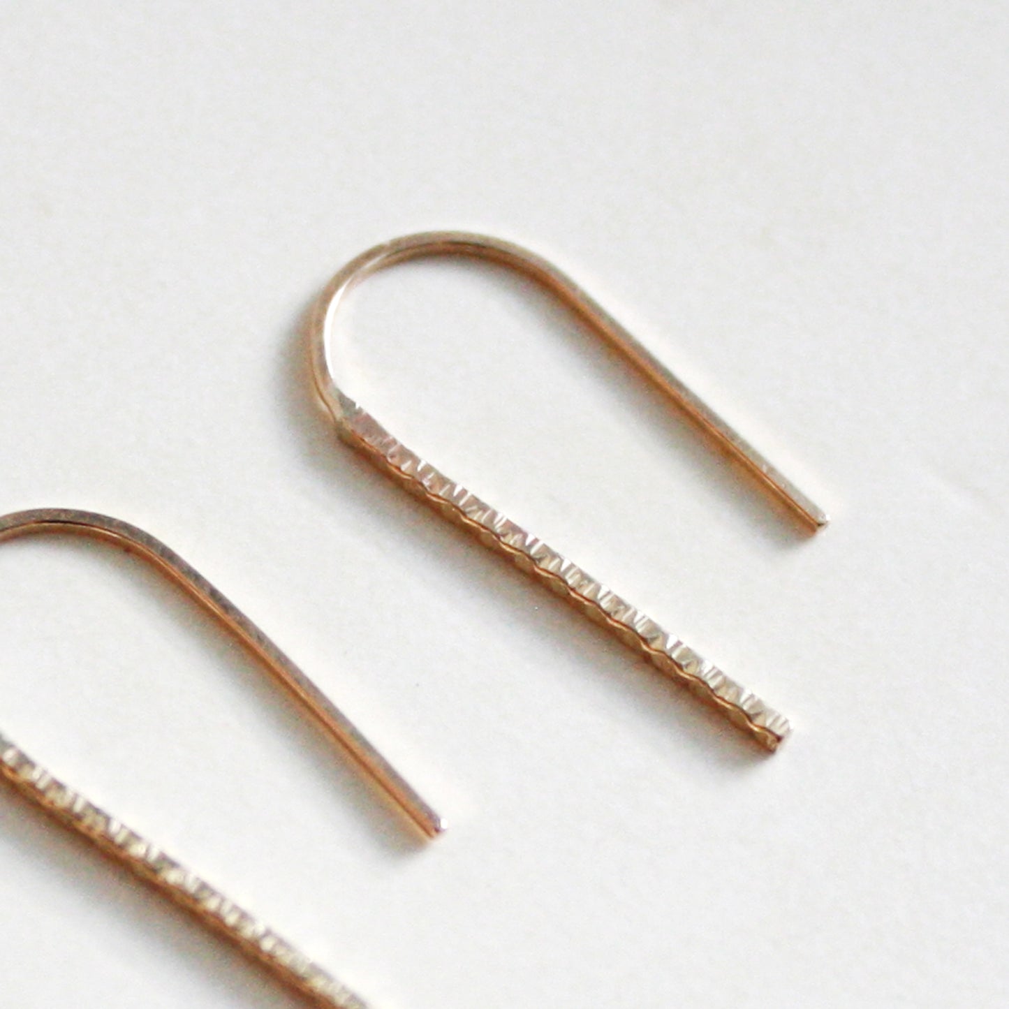 Sparkle Short Arc Threader Earrings