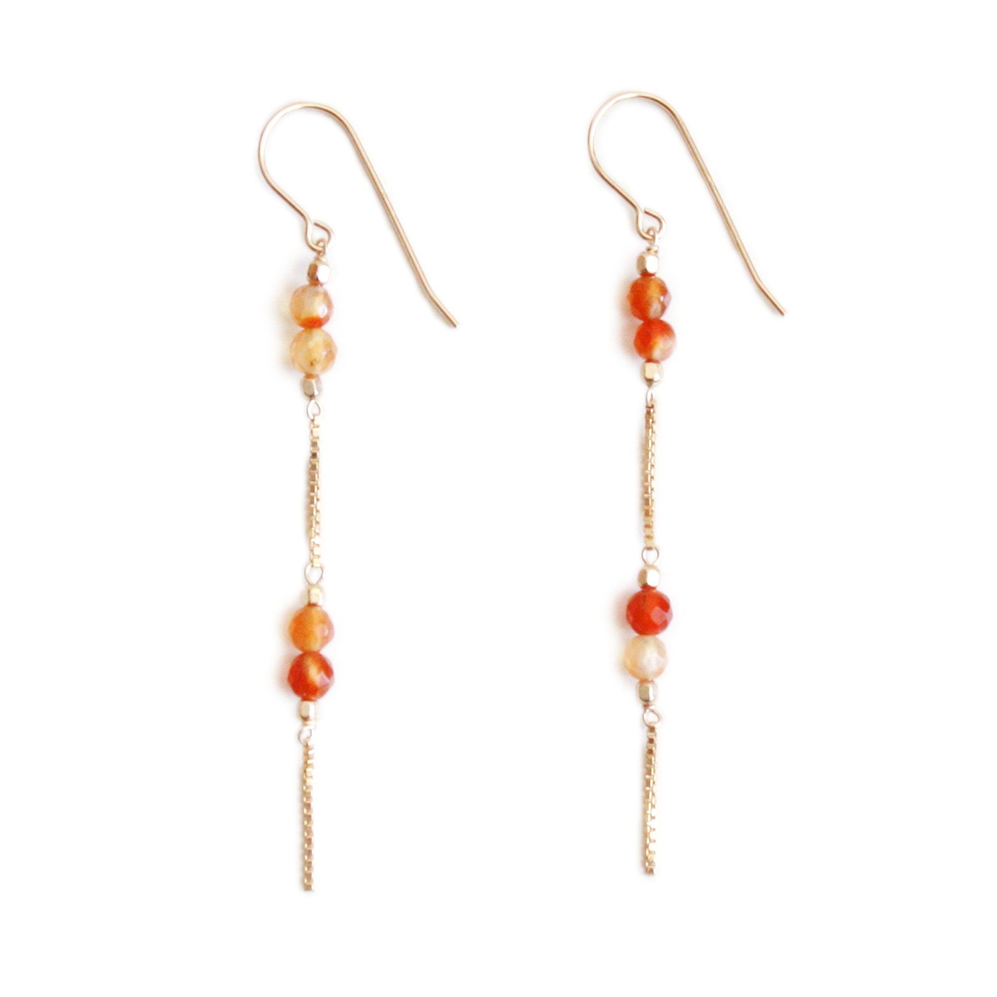 Dangle& drop earrings 