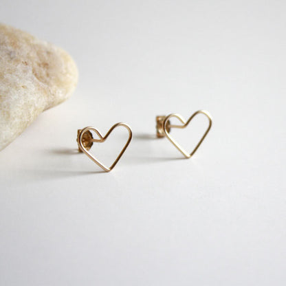 Heart Stud Earrings - Large - 14k Gold Filled