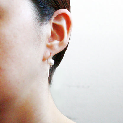 Short Arc Threader Earrings - Large Pearl